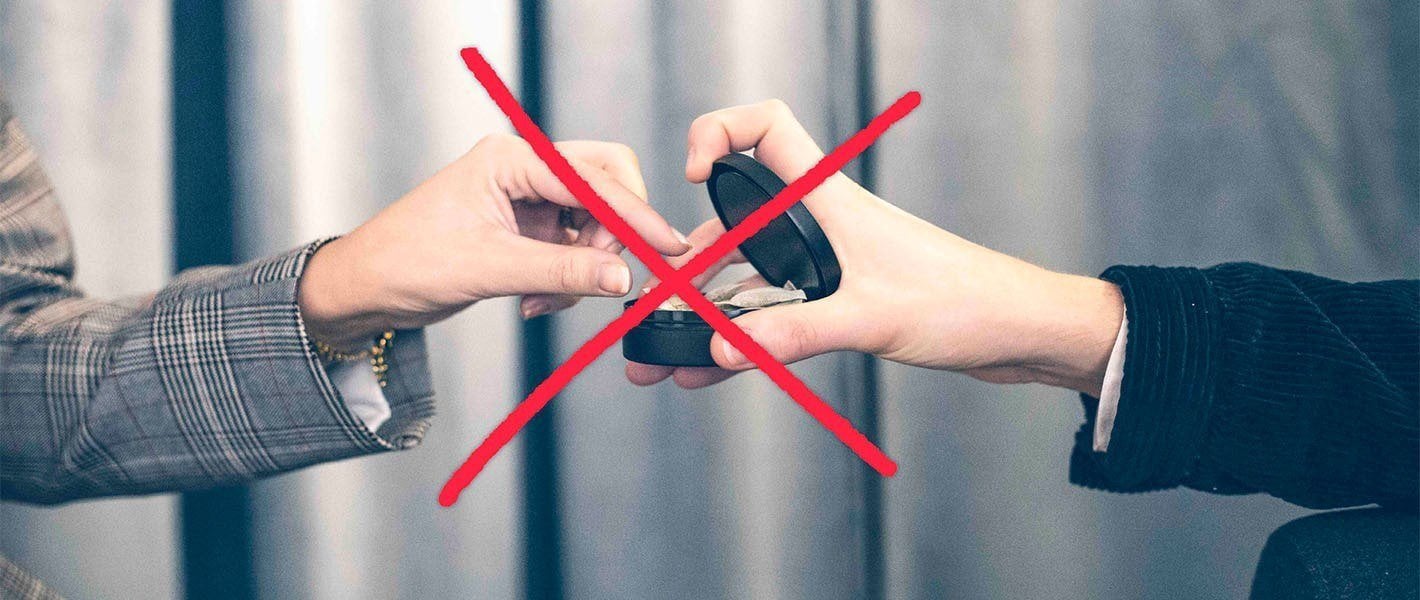 Snus mit Virus in der Luft